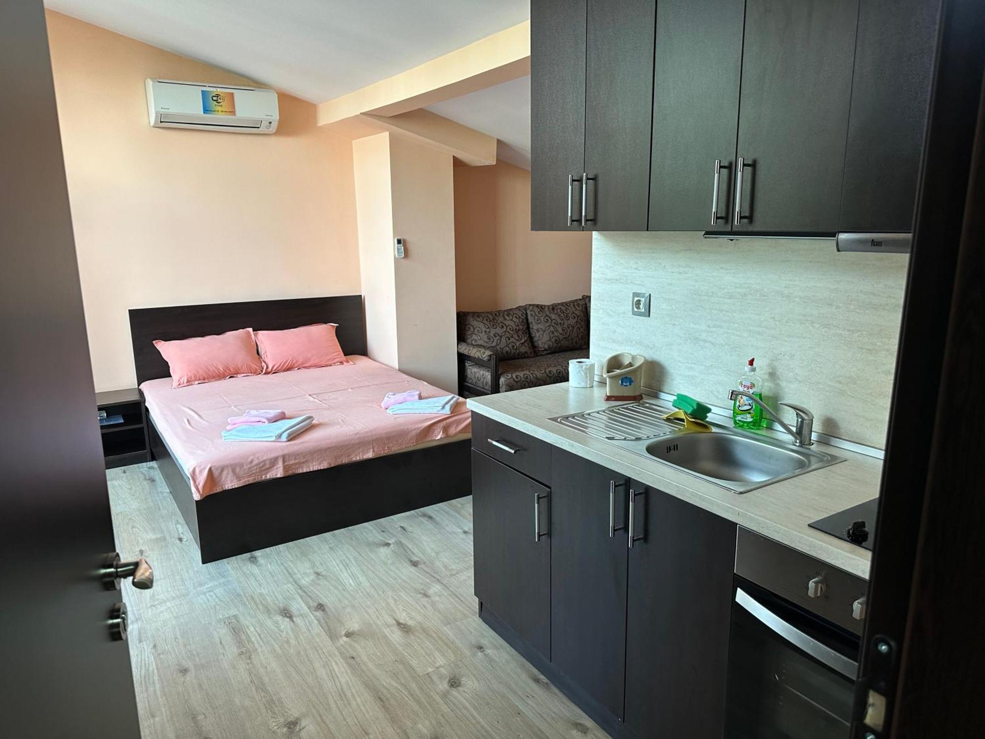 Guest House Dinevi Sapareva Banya ภายนอก รูปภาพ