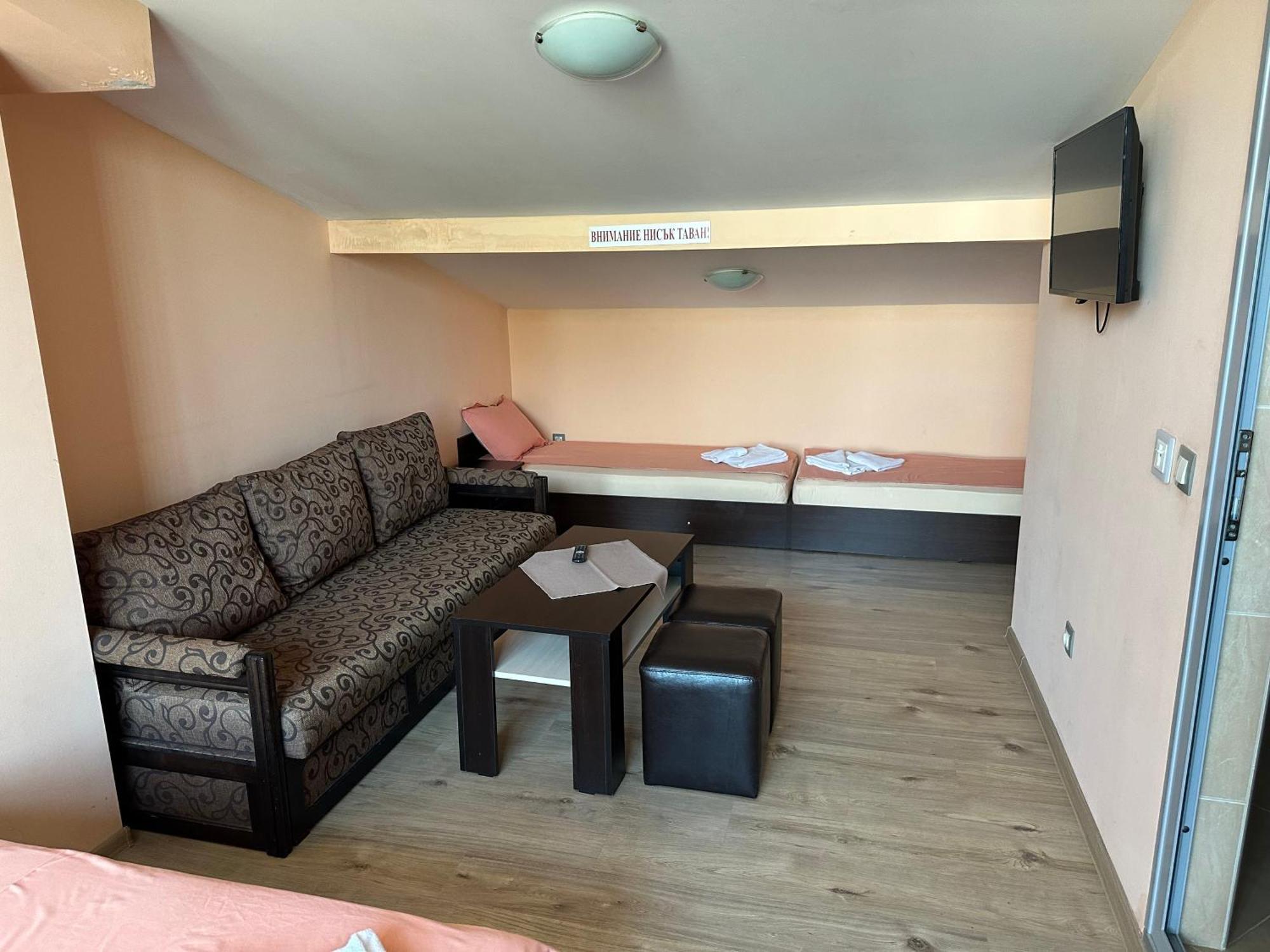 Guest House Dinevi Sapareva Banya ภายนอก รูปภาพ