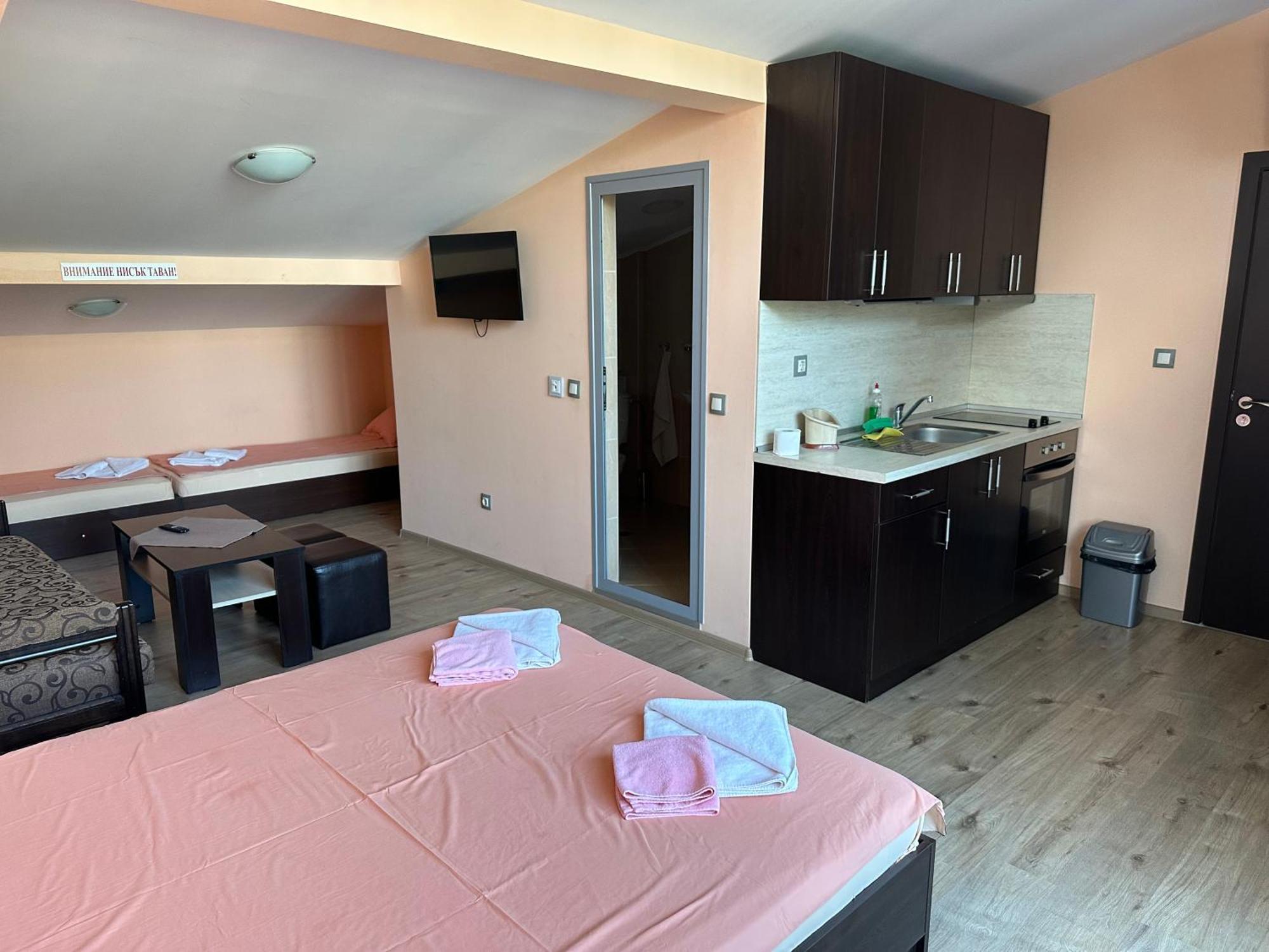 Guest House Dinevi Sapareva Banya ภายนอก รูปภาพ