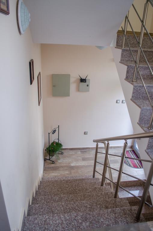 Guest House Dinevi Sapareva Banya ภายนอก รูปภาพ