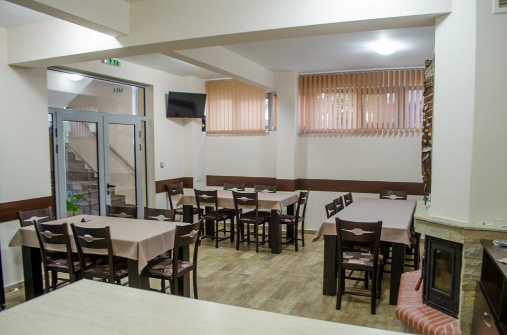Guest House Dinevi Sapareva Banya ภายนอก รูปภาพ